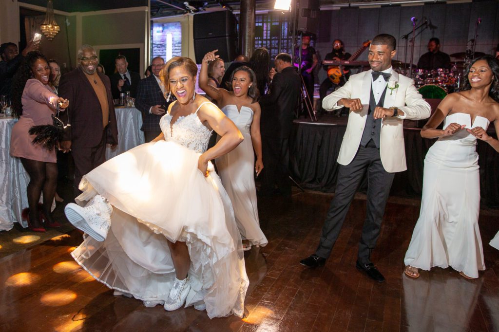 destination wedding, new orleans, bride, groom, love